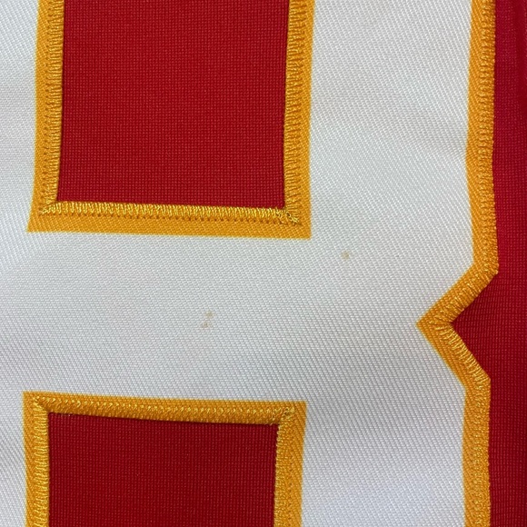 Chiefs Travis Kelce Football Jersey Red White Yellow adult M medium - Picture 4 of 6